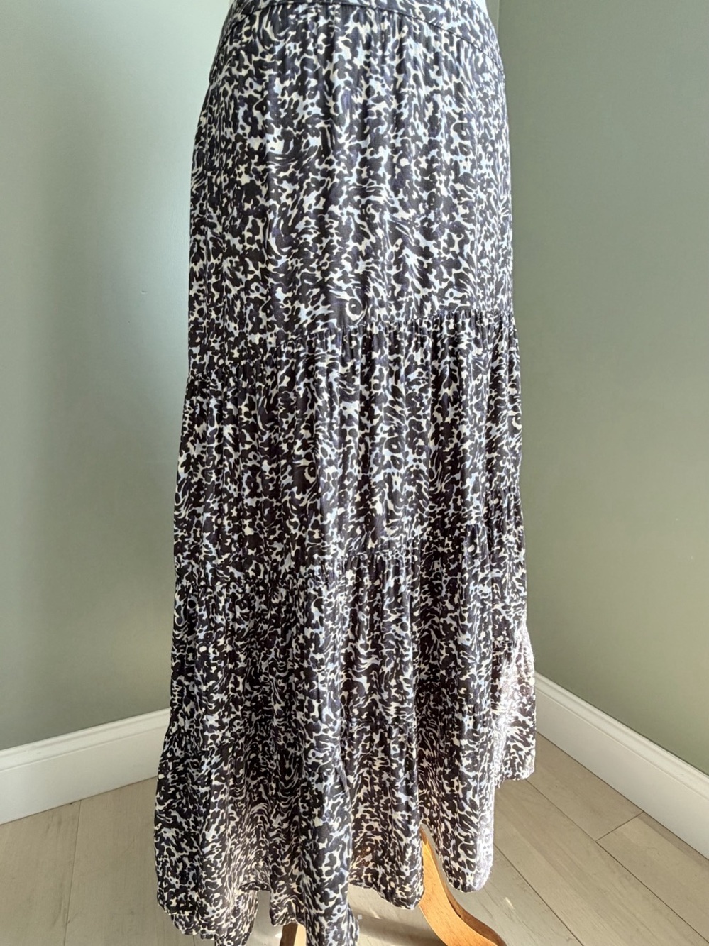 New w/o tags Scotch & Soda Animal Print Skirt Size Medium asymmetrical